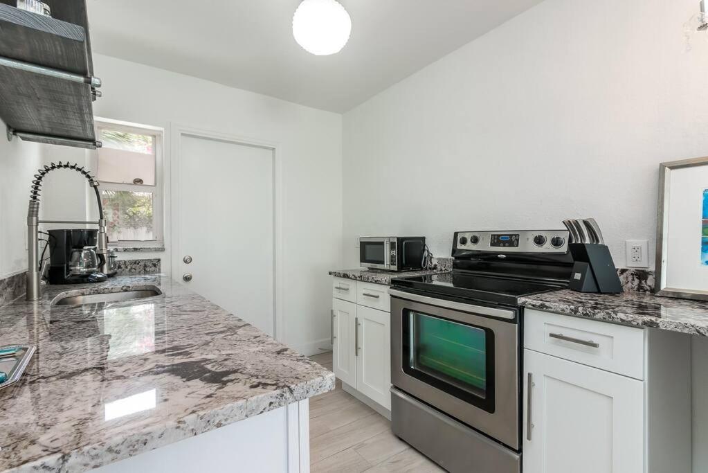 Appartamento La Vida Delray #4-Lux W/Heated Pool-Best Location! Delray Beach Esterno foto